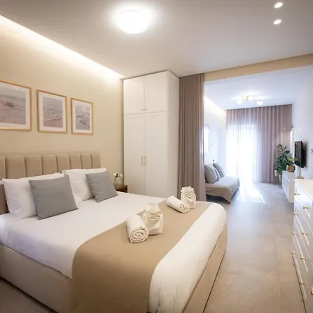 Sea Salt Apartment